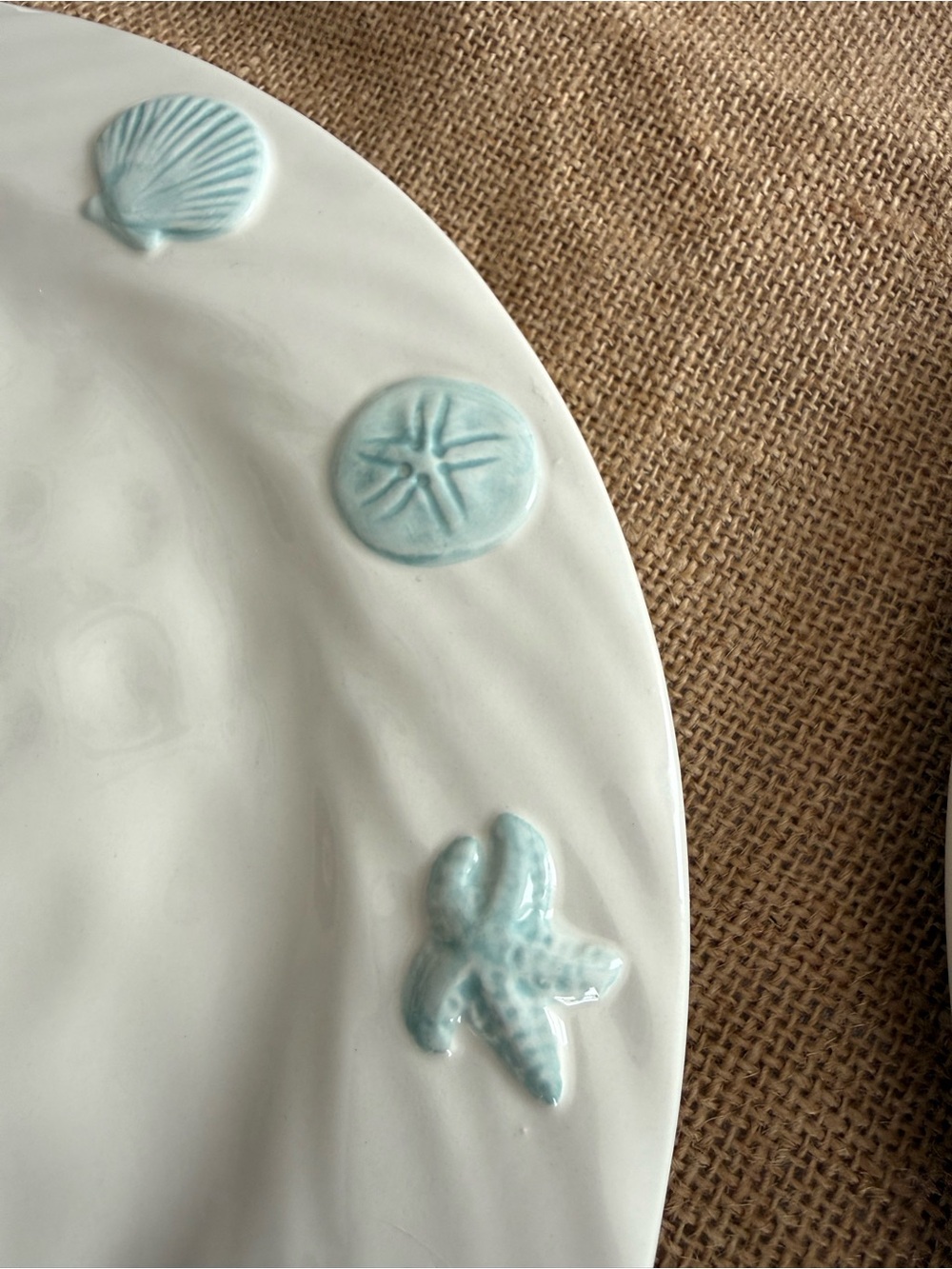 Coastal Shell Ceramic Dinner Plate – White with Light Blue Accents - Picture 3 of 4